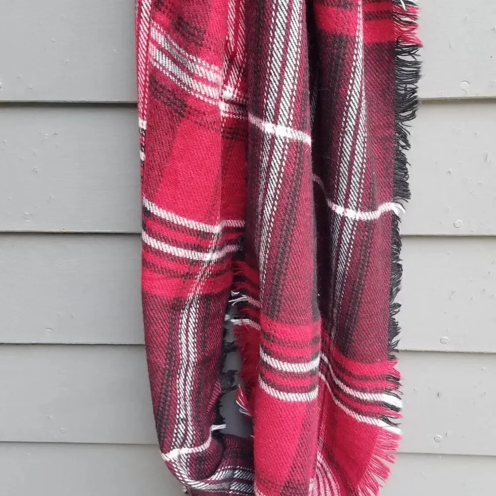 Red White Black Plaid Infinity Scarf 18